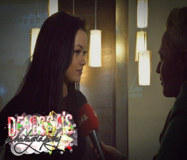 ┊deɴιι┊la noi se dă teză cu subiect unic şi am picat în clasa unde supraveghează (cl); directoarea . X_X şi noi care ne făcusem gânduri de copiat.  =))) am picat exact la limită.  :(( dacă mă chema şi pe mine cu A ; B ; C picam şi eu cu profa de fizică care ne lasă să copiem.
