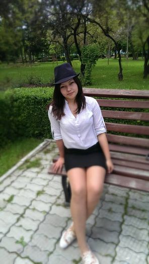 10335815_830443350362300_2080541953_n - aprilie-mai