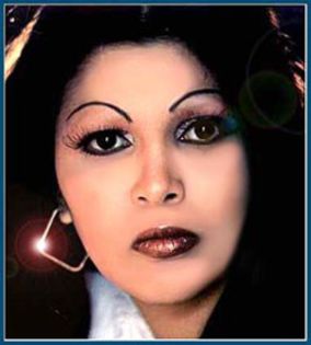 minunata Aura Urziceanu; macar atit sa ne aducem aminte:premiul1 de la festivalul din Belgia 1971....a cintat si cinta,la fel de bine ,folk,clasica,pop....dar mie imi place pt jazz-ul careia ii da viata
