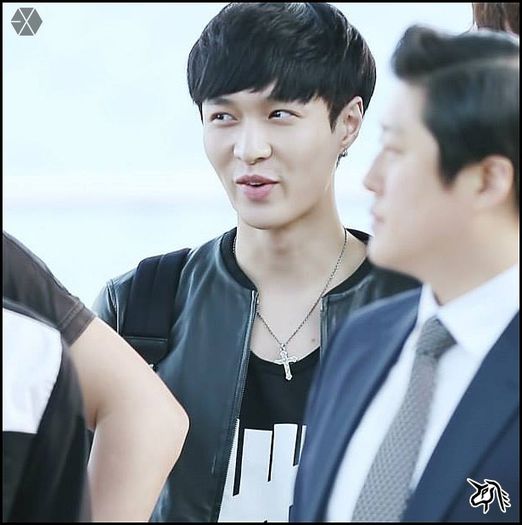 140501 Lay @ EXO-M Incheon Airport LA.10 - exo - 140501 Lay - EXO-M Incheon Airport LA