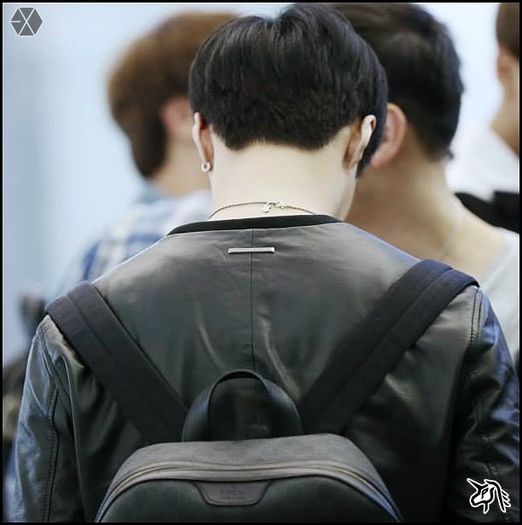 140501 Lay @ EXO-M Incheon Airport LA.13 - exo - 140501 Lay - EXO-M Incheon Airport LA