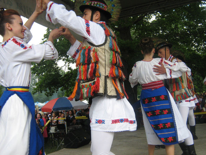 Copy of festival si traditie 042 - Festivalul Laleaua Pestrita