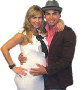 16857287_FTWQTSCHI - xo_Ninos Ricos Pobres Padres_xo