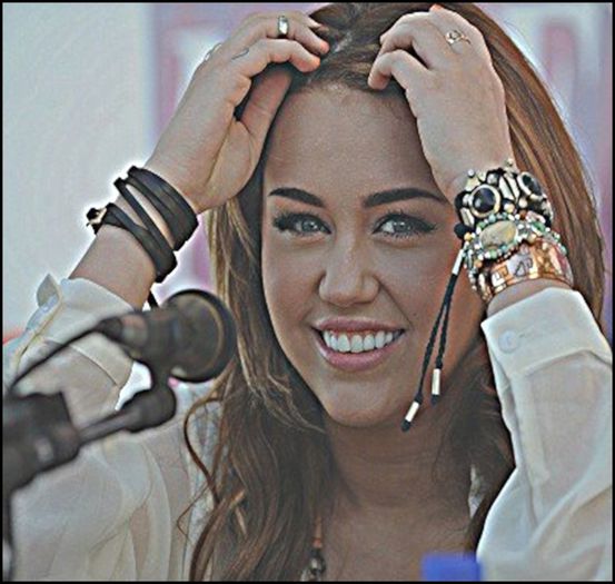 day 432 . - imperfections equal beauty