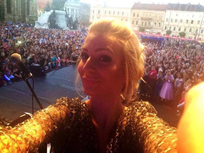 10352392_750925731619231_4451430343901737662_n