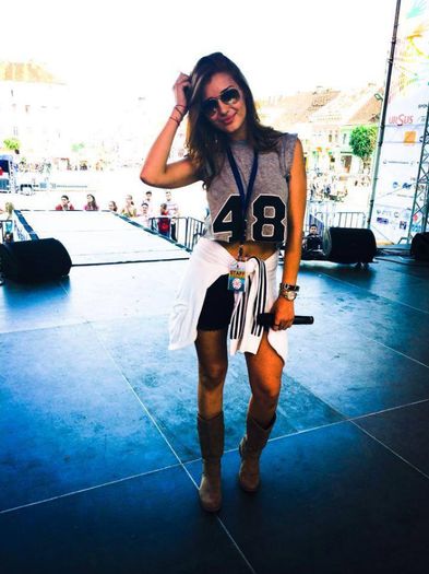 10402071_750943098284161_4215193380113219254_n