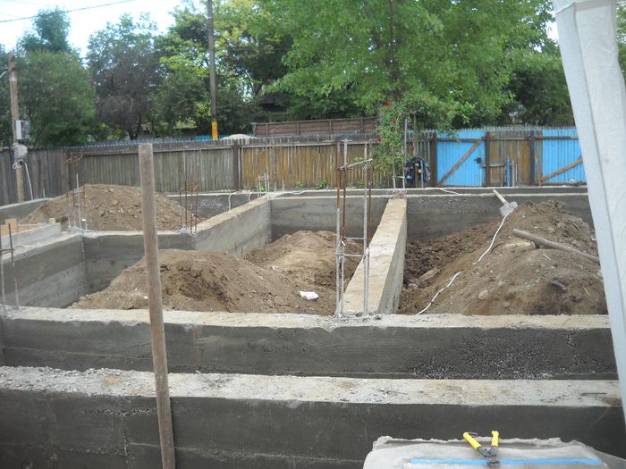 DSCN0356; t.spate,bucatarie,hol,liv.
