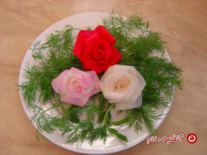 آموزش-ساخت-گل-با-شلغم-برای-تزیین-سالاد
