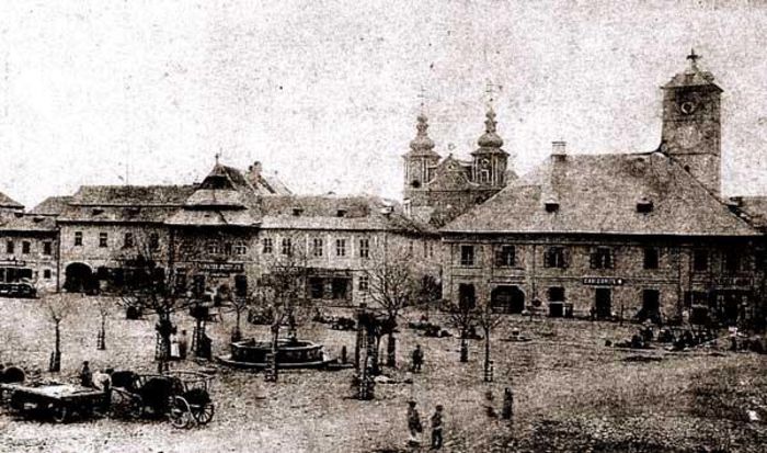 1905; in dreapta se vede turnul lui Stefan
