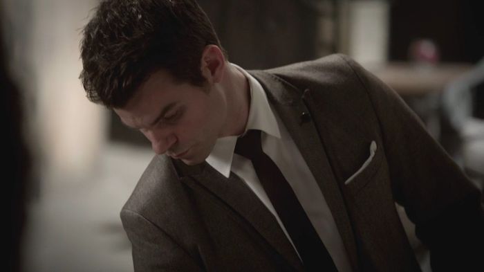 *pune borcanul pe masa* Hai sa ne holbam cu totii la el *cl; Suntem mari si el e mic=)))) in borcan ramai lipit pana iti trec  gandurile astea din creier. Pai rebe, this is a long story
