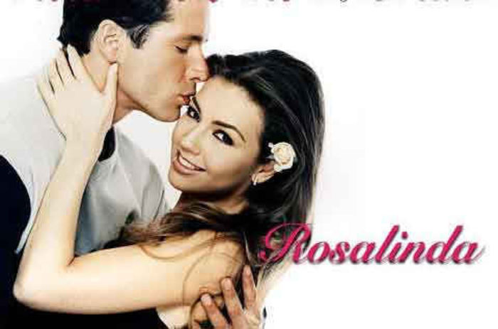 24. Rosalinda (1999); cu Thalia, Fernando Carrillo
