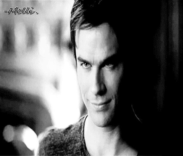 -   * iti dau usor peste cap* Katherine,nu:)))) ;3.#kath.Sunt cu ochii pe tine!#klaus*CLIK; bleago ;(.#micuta.tyt ;3#rebe.Hayyyyyyyyyyyy cum o mai duci tu cu Eli? :*#hay
