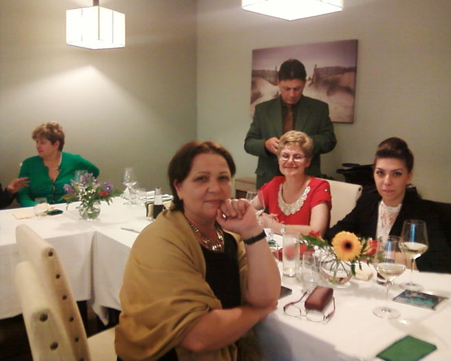 Dana,Marina,Adi,Laczi