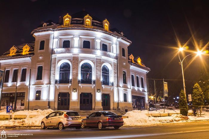 TEATRUL TINERETULUI SEARA