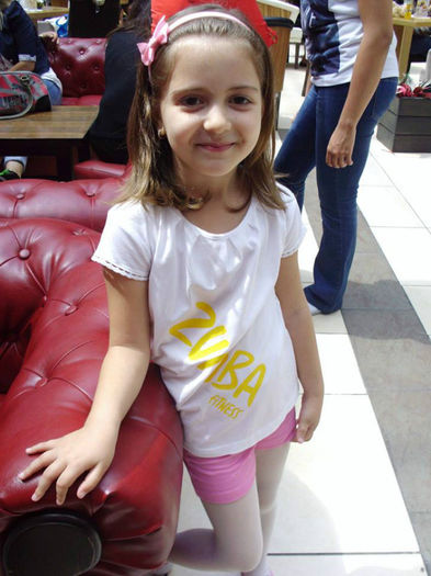 Spectacol la Mall - AMALIA