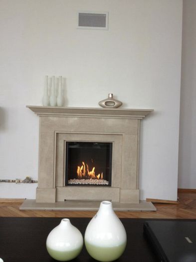 528527_366309413443126_480007865_n