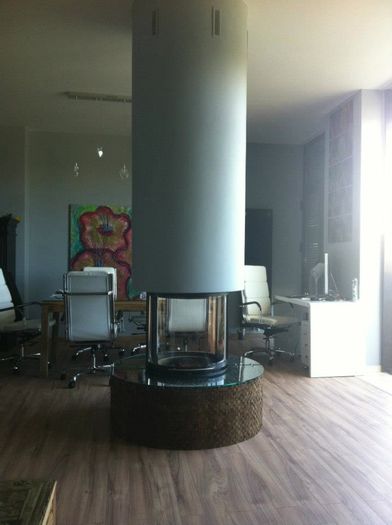 563192_356991731041561_1191263604_n