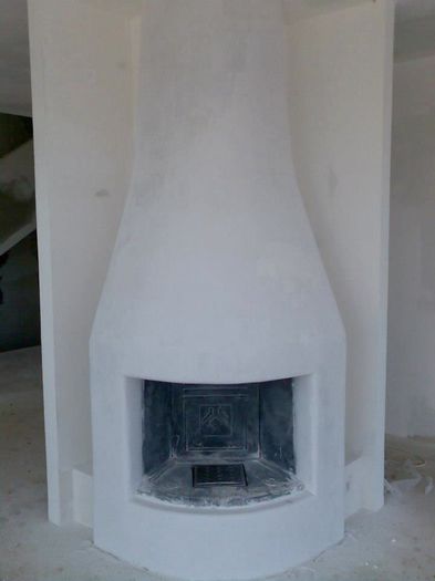 284867_350709705003097_920772872_n