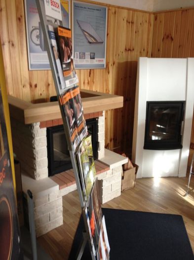 564295_317779698296098_1891135064_n