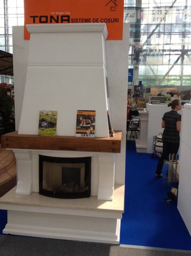 575062_304547279619340_80210987_n