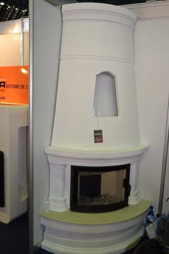 528987_281672538573481_562260927_n