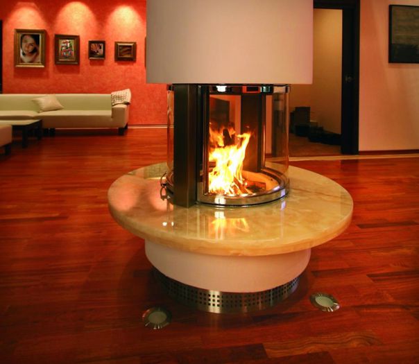 421414_260279110712824_1813061979_n