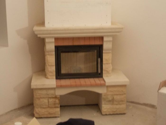 407585_244690402271695_2118097736_n