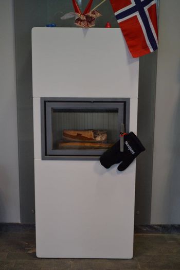 395607_236406253100110_1535296514_n