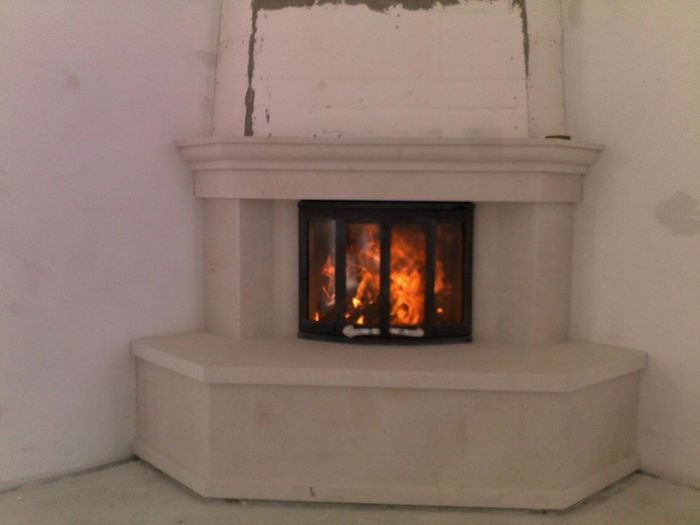 386133_213652598708809_672051561_n