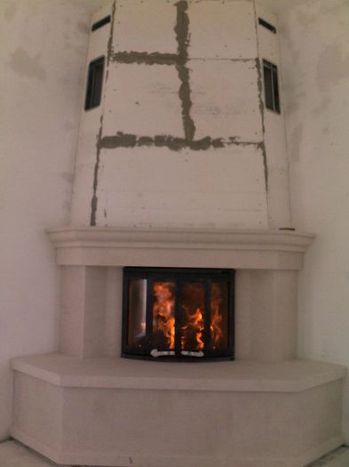 390453_213652495375486_166890922_n