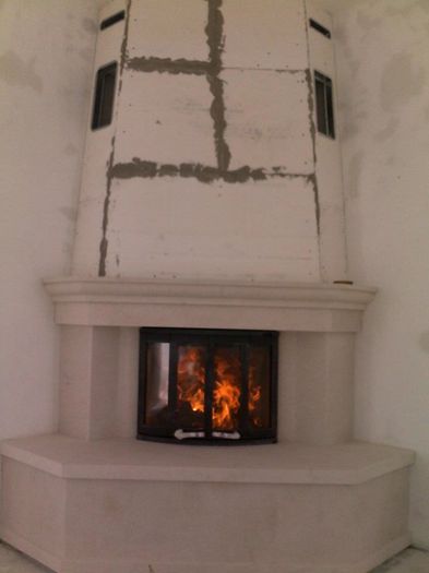 385979_213652442042158_105211927_n