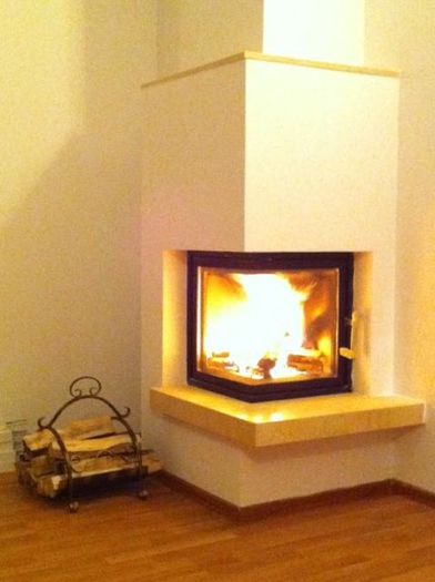 386150_212508802156522_1719346927_n