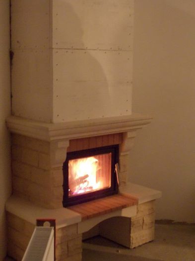 393756_208592782548124_187952652_n