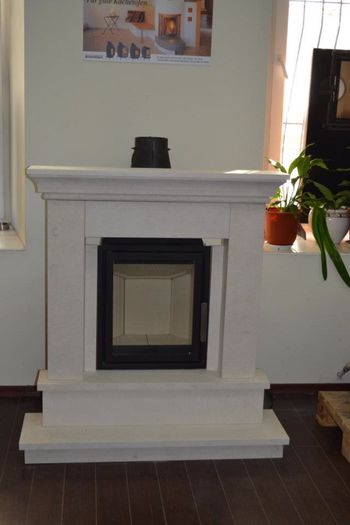 381913_208320912575311_73332855_n