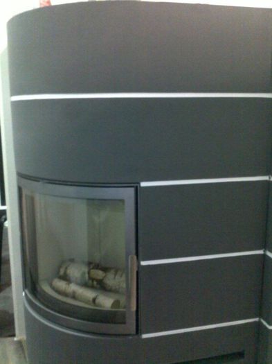 391609_194014504005952_1933596071_n