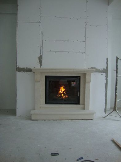 263404_140267146047355_544849_n