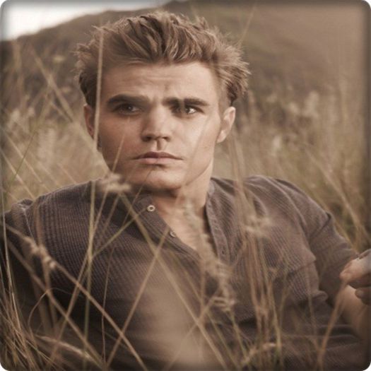 » . Nuuu , numai el se ca;;ca in borcane ;X . =))) Dar ai zis `borcanim` *click; si nu prea stiu ce inseamna,asa ca explica-mi *da din gene des*
