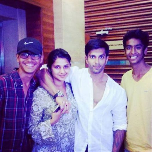 10269598_643466712395164_1716124572015590251_n - Jennifer and Karan Singh Grover