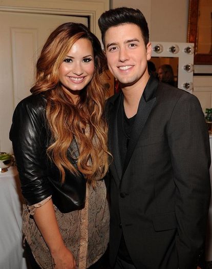 logan-henderson-demi-lovato-btr-003