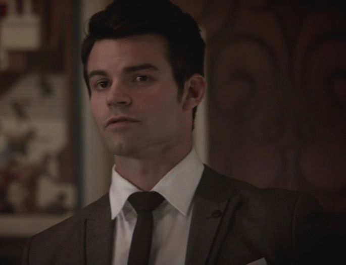 *ia mancare facuta dp gratar si baga intr-un borcan gol* CLICK; Ce va uitati asa?! Vreau sa am si pentru mai tarziu=))))))
