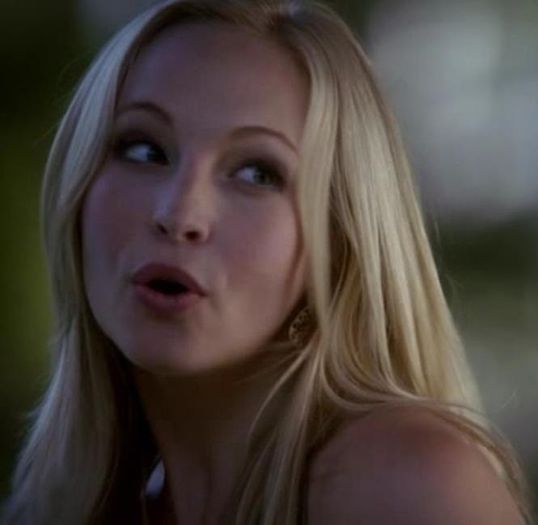 ᵔᴥᵔ -- Ce faci cadânooo ?