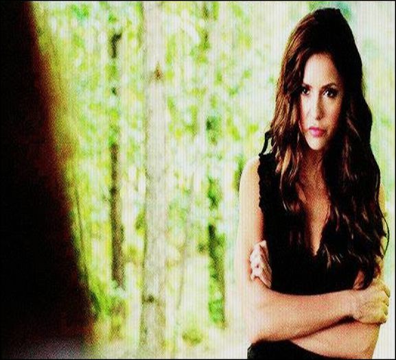 ♡❧`⇒.; ce-mi place avatarul ;X =)))) + ce taleeeeent ;) =))) Fănica cadâna noastră .