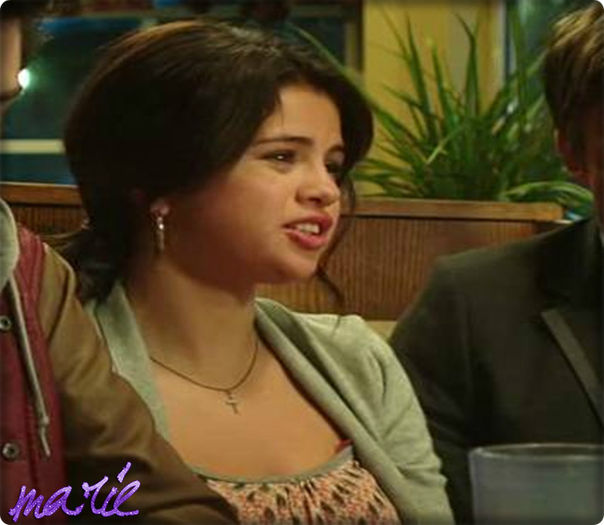 ;; [se uita ip la el] ai televizor si in camera ta:-w#Ja