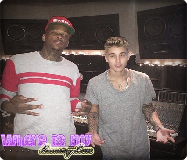 ; justin ; [se ridica in fund]si cat e ceasul?! - 1st Chapter