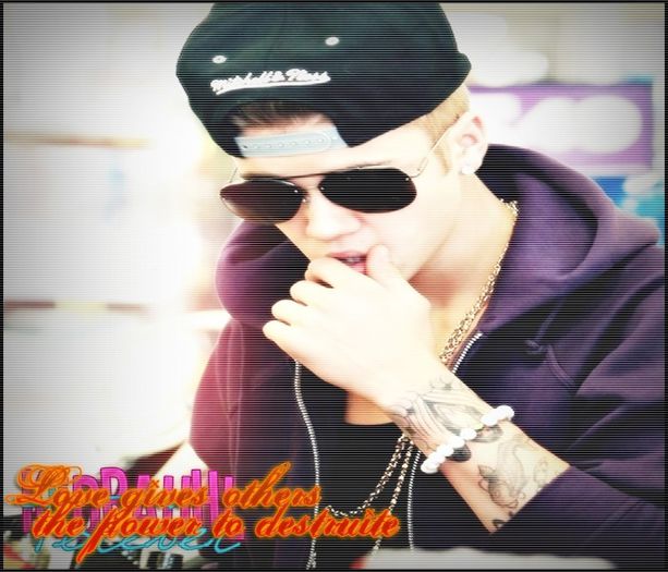 ; jason ; Potoleste-te . Nu e a ta si nici a mea , momentan .. Daca tu nu ai curajul - 1st Chapter