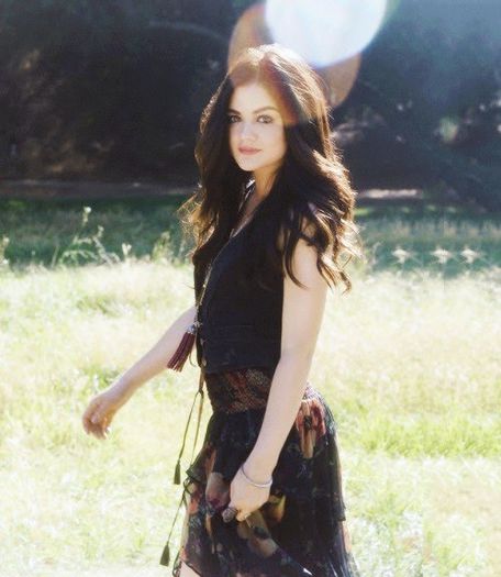 tumblr_n17e5si5oM1r640kko1_500 - x-The adorable Lucy Hale