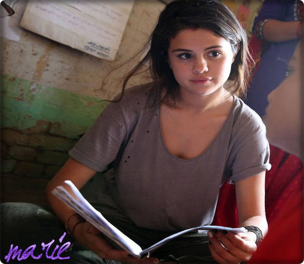 ;; [ridica o spranceana si pleaca]