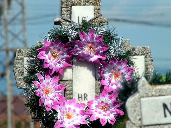 16 - BISERICA din Darstele Brasovului