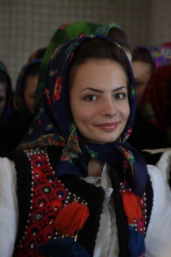 18.Ocna sugatag-Festivalul Gulasului; in 15.17 aug;gulasul este o mincare ungureasca;in maghiara,gulas inseamna,pastor de vite;vin concurenti din toata tara
