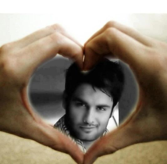 66464_427736127294469_523111723_n - Vivian Dsena